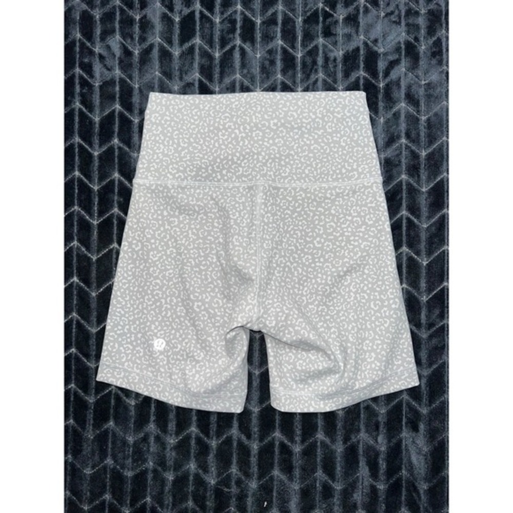 Lululemon Grey Leopard High Waist Biker Shorts Yoga Active Shorts